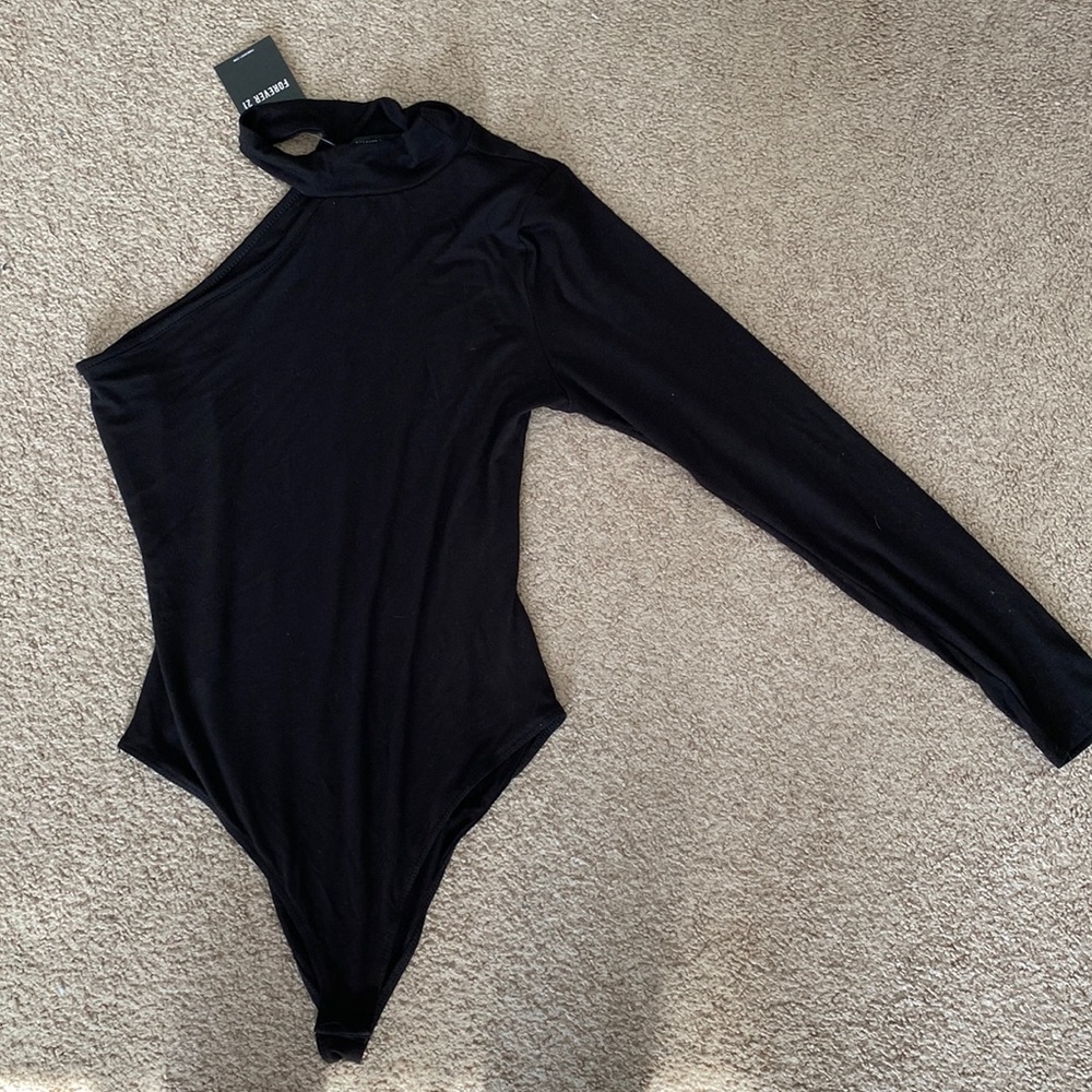 nwt forever 21 one sleeve bodysuit
